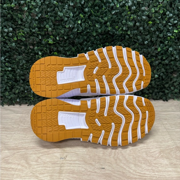 Nike Free Metcon 6 - W9.5 - Picture 7 of 10